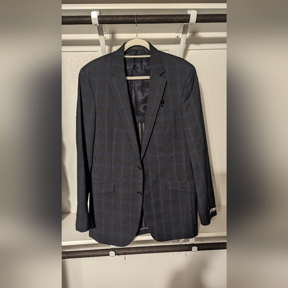 Kenneth Cole 42L Black and Blue Plaid. - Picture 1 of 5